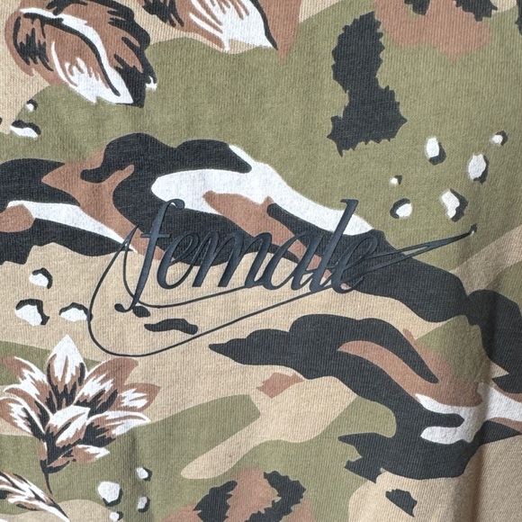 Nike Tan and Green and brown women’s Floral Top - Picture 3 of 5